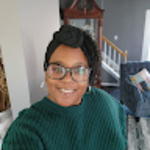 Meet your Posher, Leslie